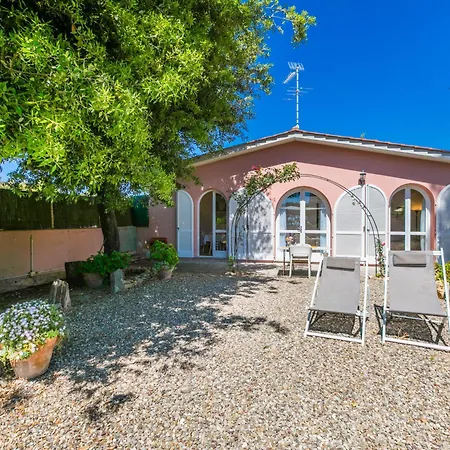 Delle Rose By Interhome * Livorno